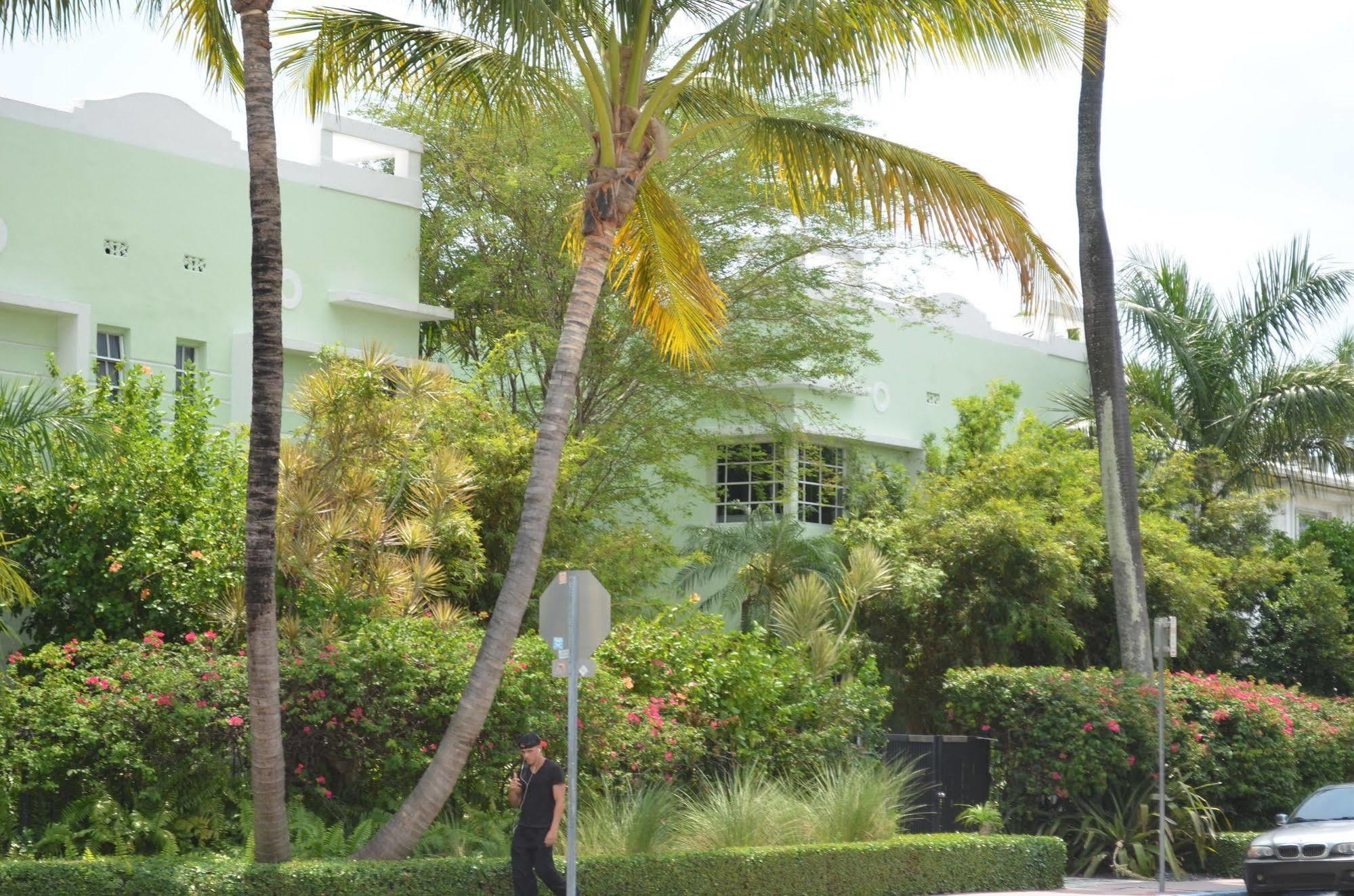 Miami Club Resort Miami Beach Exterior foto